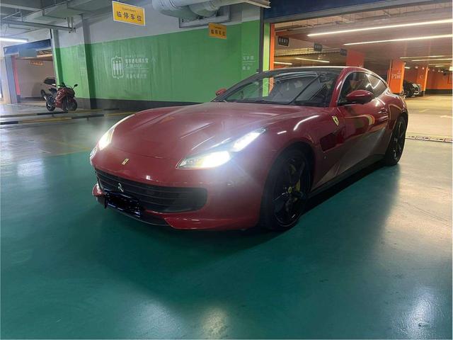 GTC4Lusso 2017 model 3.9T V8