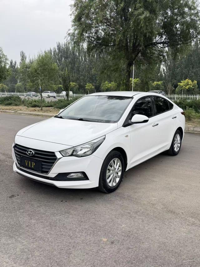 Accept the 2016 1.4L automatic cool version GLS Country V