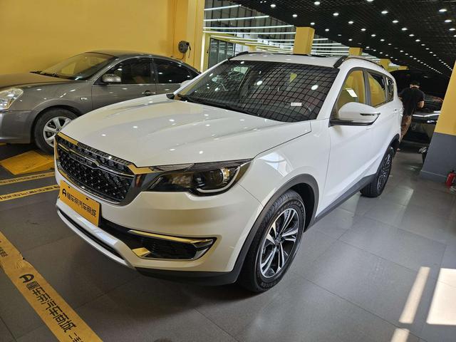 Jietu X70 2023 1.5T DCT Ultimate Edition 5 Seats