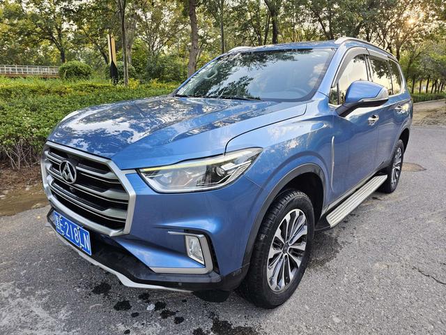 Chase D90 2017 2.0T automatic four-wheel drive Sirius