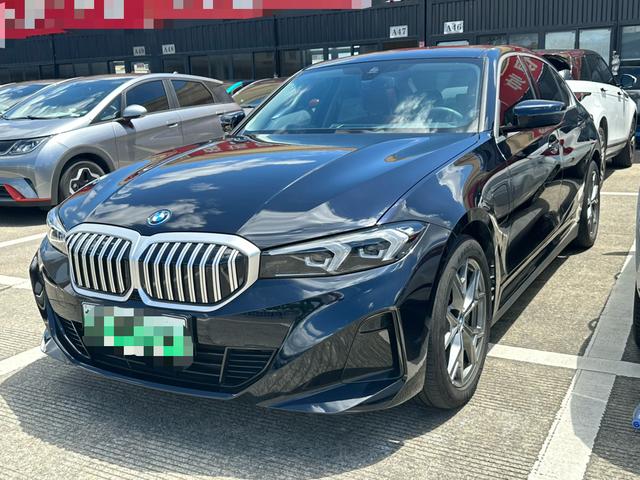 BMW i3 2022 eDrive 35 L