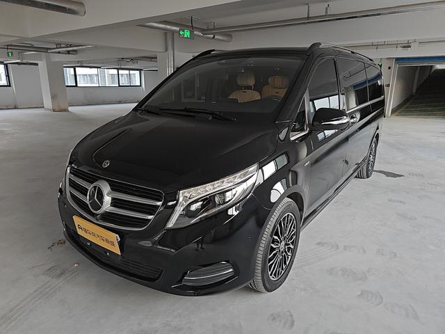 Mercedes-Benz V-Class 2018 V 260 L Premium Plus National VI