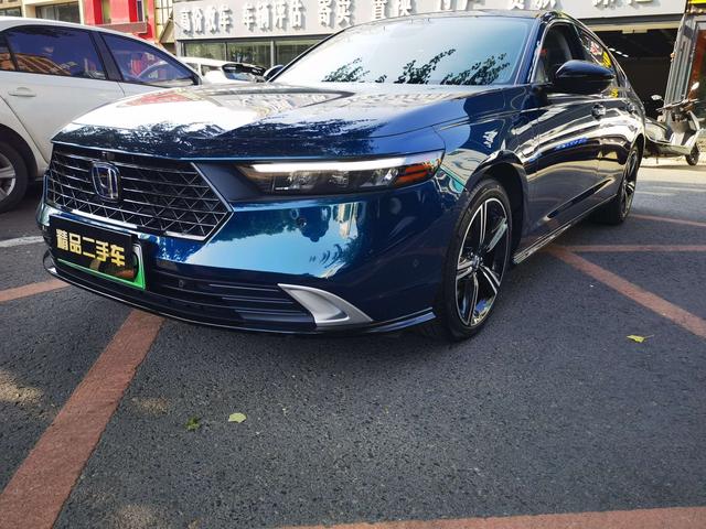Accord PHEV 2023 e:PHEV Signature Edition