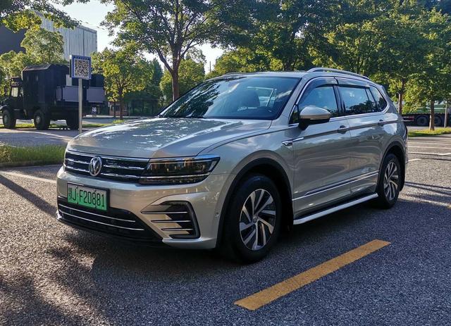 Touareg L PHEV 2020 430PHEV Plug-In Hybrid Signature Edition