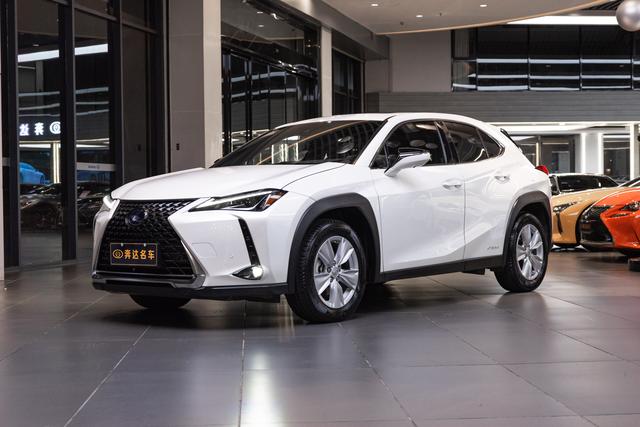 Lexus UX 2020 260h Explorer Edition National VI