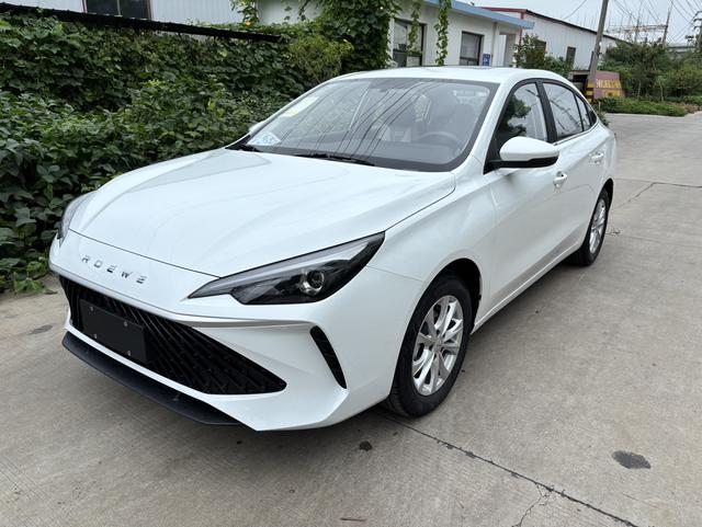 RW i5 2023 1.5L CVT Luxury Edition
