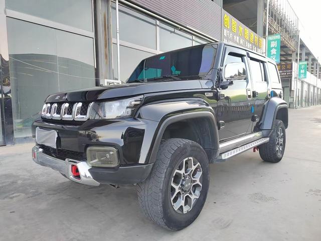 Beijing off-road BJ40 2018 PLUS 2.3T automatic four-wheel drive exclusive edition
