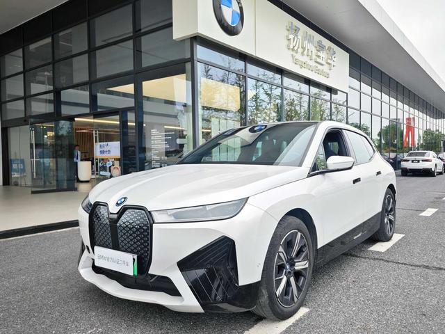 BMW iX 2022 xDrive40
