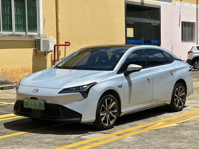 AION S 2022 Plus 70 Intelligent Driving Edition Lithium Ternary