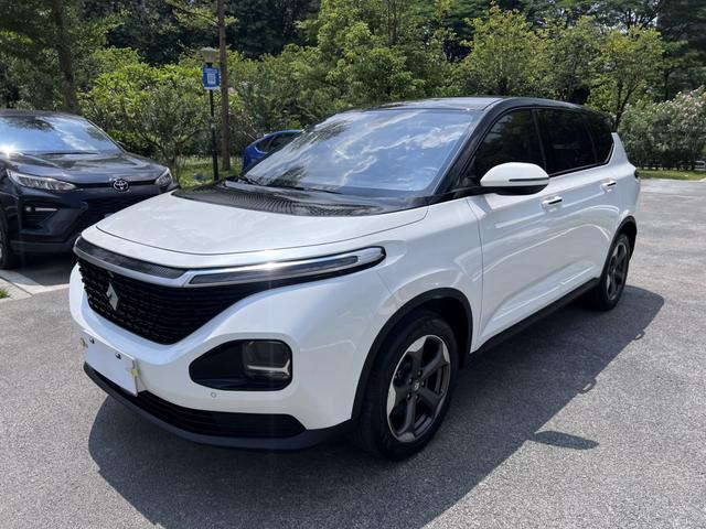 Baojun RM-5 2019 1.5T CVT 24-hour online luxury 6-seater