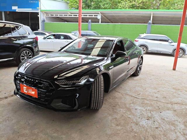 Audi A7L 2022 45 TFSI S-line Dreaming of the Future Edition