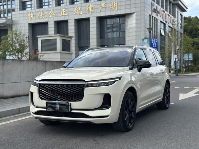 Ideal ONE 2021 Extended Range 6-Seater