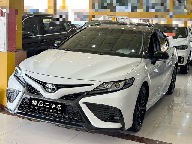 Camry 2023 2.0S Knight Edition