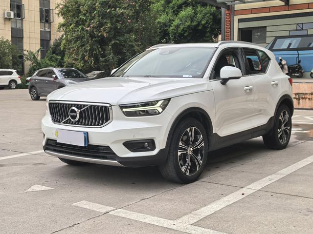Volvo XC40 2020 T4 4WD Intelligent Luxury Edition