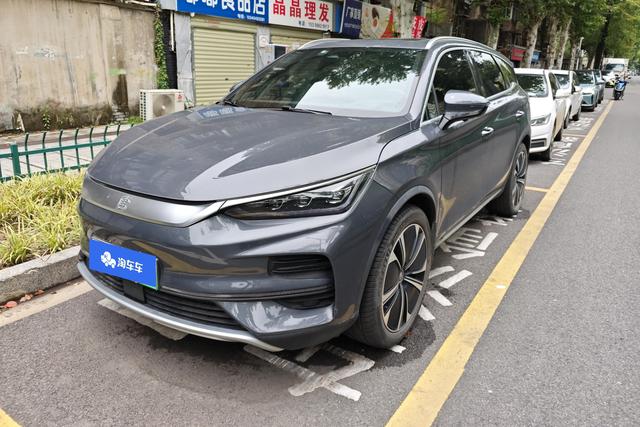 Tang EV 2022 635KM four-wheel drive flagship model