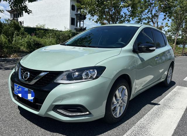 TIIDA TIIDA 2023 1.6L CVT Smart Edition