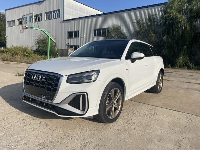 Audi Q2L 2022 35 TFSI Stylish Dynamic