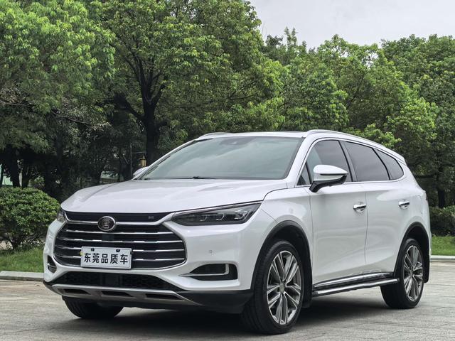 Tang 2019 model 2.0T automatic Zhilian Honor type 7-seater Country VI