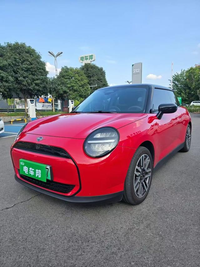 Electric MINI COOPER 2024 COOPER E classic