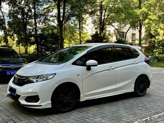 Fit 2018 1.5L CVT Comfort Edition