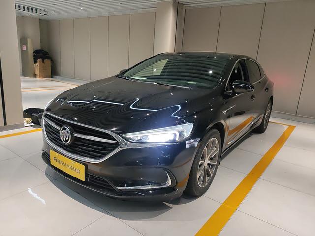 Grand Touring 2022 652T Luxury