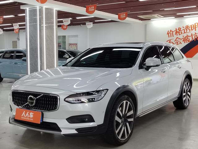 Volvo V90 2022 Cross Country B5 AWD Intelligent Edition