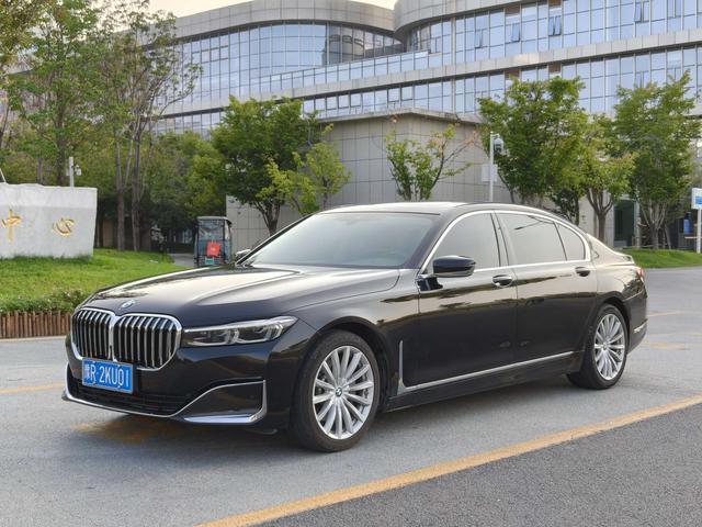 BMW 7 Series 2019 730Li Luxury Package