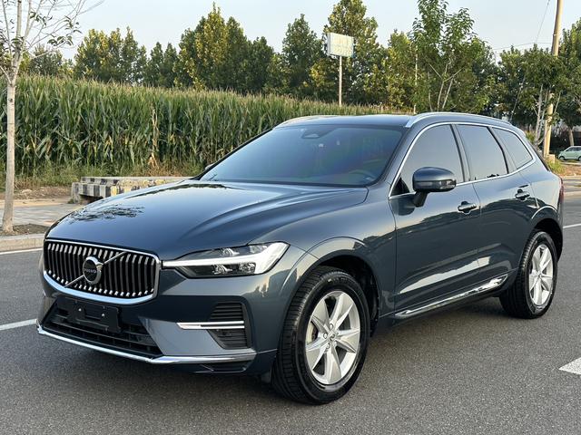 Volvo XC60 2022 B5 4WD Intelligent Luxury