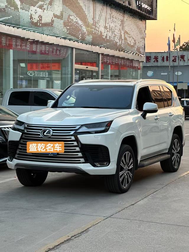 Lexus LX 2025 700h OVERTRAIL Territorial Edition