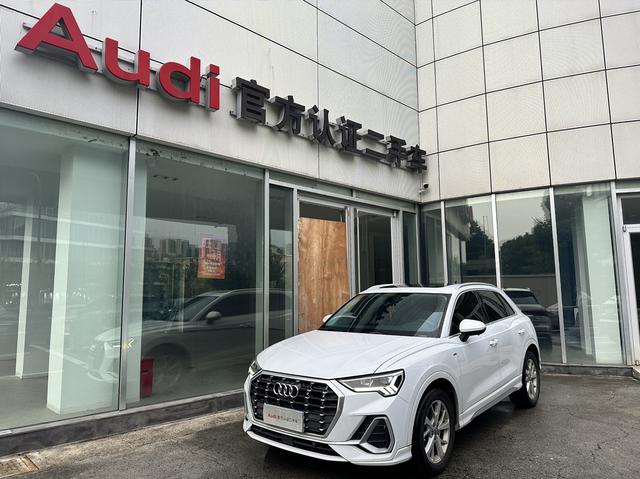 Audi Q3 2021 35 TFSI Aggressive Dynamic