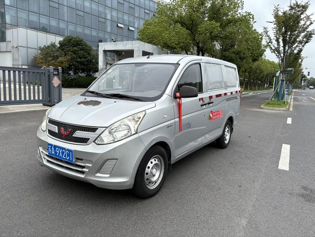 Wuling Rongguang V 2019 1.5L Van Transporter Practical National V