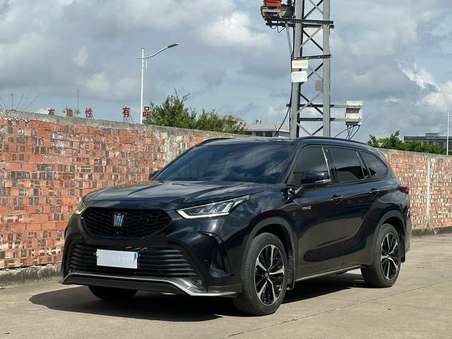 Crown Land Release 2021 2.5L HEV 4WD Deluxe