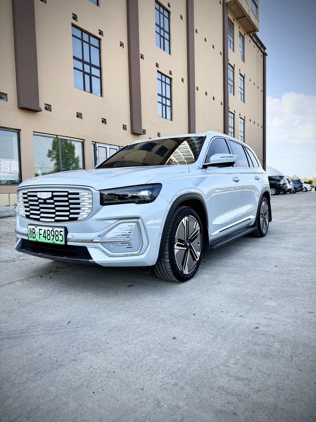 StarCrossing L Extended Range Electric 2022 1.5T DHT Extended Range Electric Signature Edition