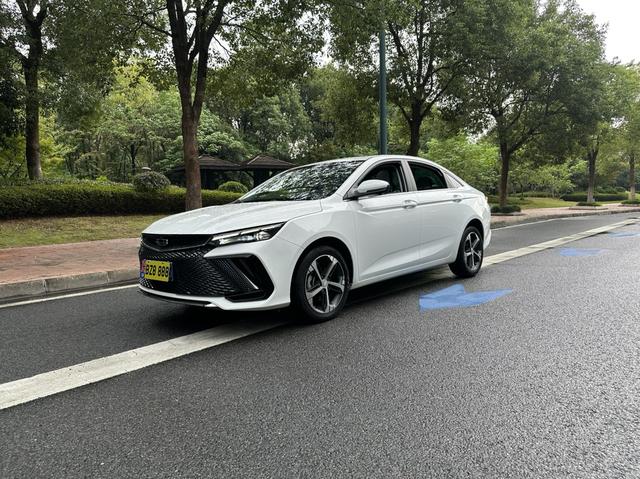 Imperial L 2022 1.4T CVT Flagship