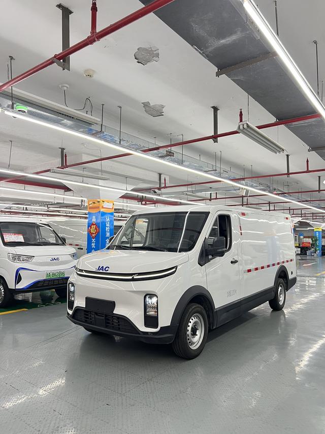 Jianghuai Van Baolu 2025 rear drive 2-seater pure electric original customized version