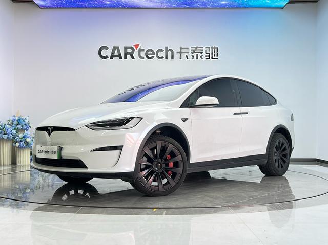 Model X 2023 Plaid version three-motor all-wheel drive version