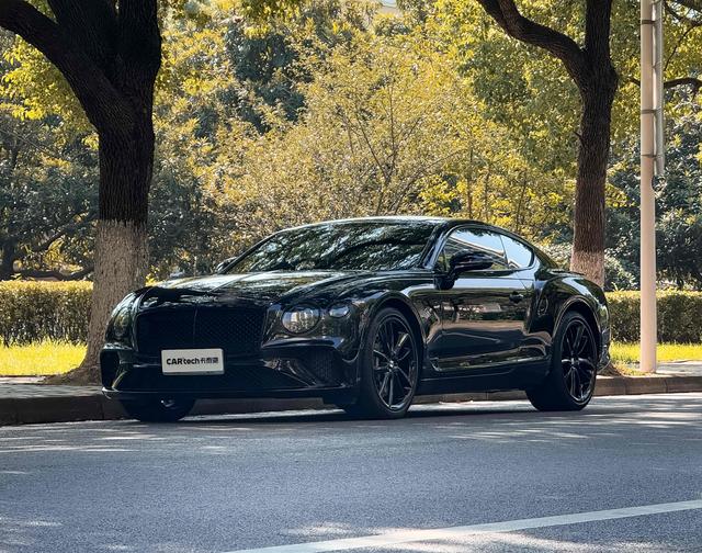Continental 2020 4.0T GT V8