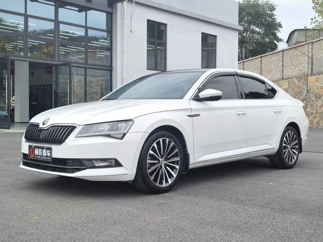 Speedster 2018 TSI280 DSG Comfort Edition State V