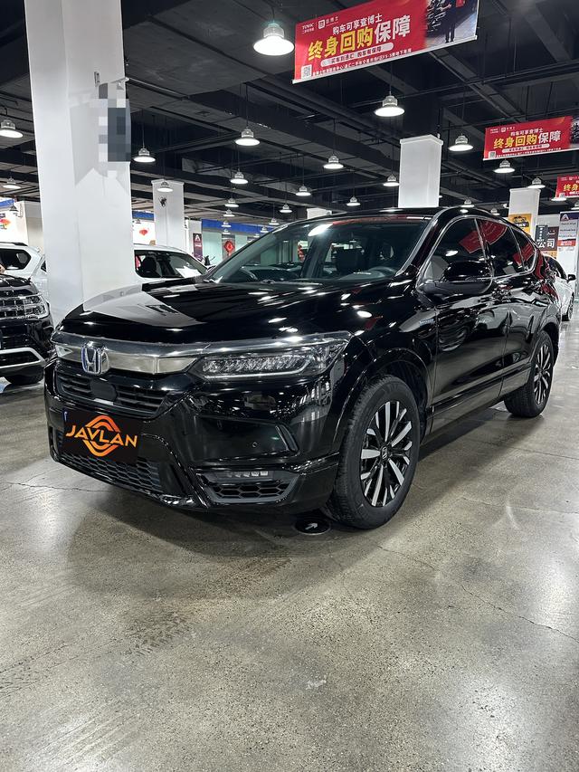 White Shadow 2021 Razor-Hybrid 2.0L 2WD Elite