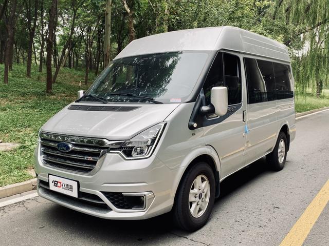 The new generation of Quanshun 2021 Pro 2.2T automatic luxury bus short axle 7-seater mid-top