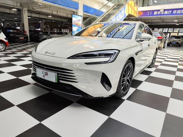 Seal 07DM 2025 Smart Driving Version DM-i 125KM Premium Type