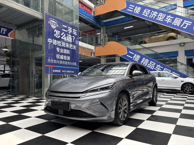 Qin L EV 2025 model 545km transcendent Type
