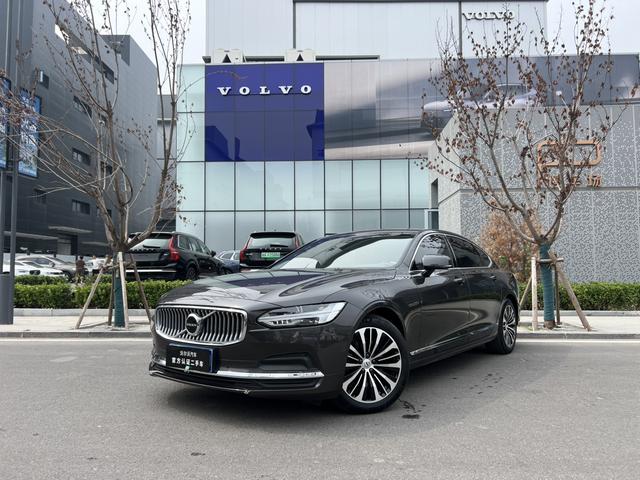 Volvo S90 2024 B5 Intelligent Luxury Edition