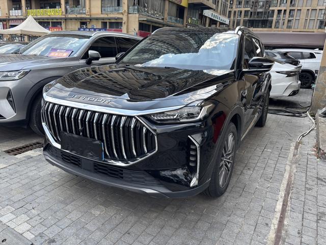 JETRO X70 PLUS 2021 1.5T DCT Fire 7-seater