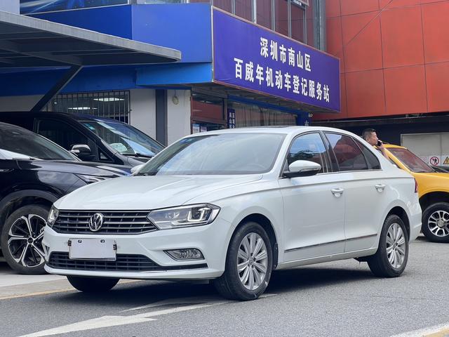 Polaroid 2018 1.5L Automatic Style
