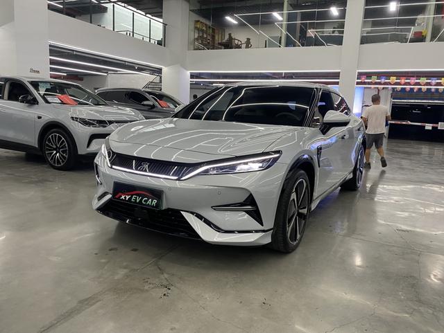 Song L EV 2024 model 662km transcendent Type