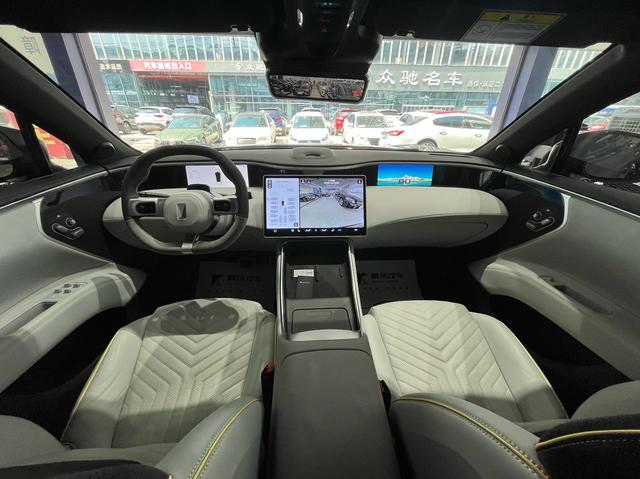 Фото машины 10