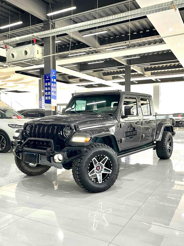 Gladiator 2022 3.6L Advance Edition