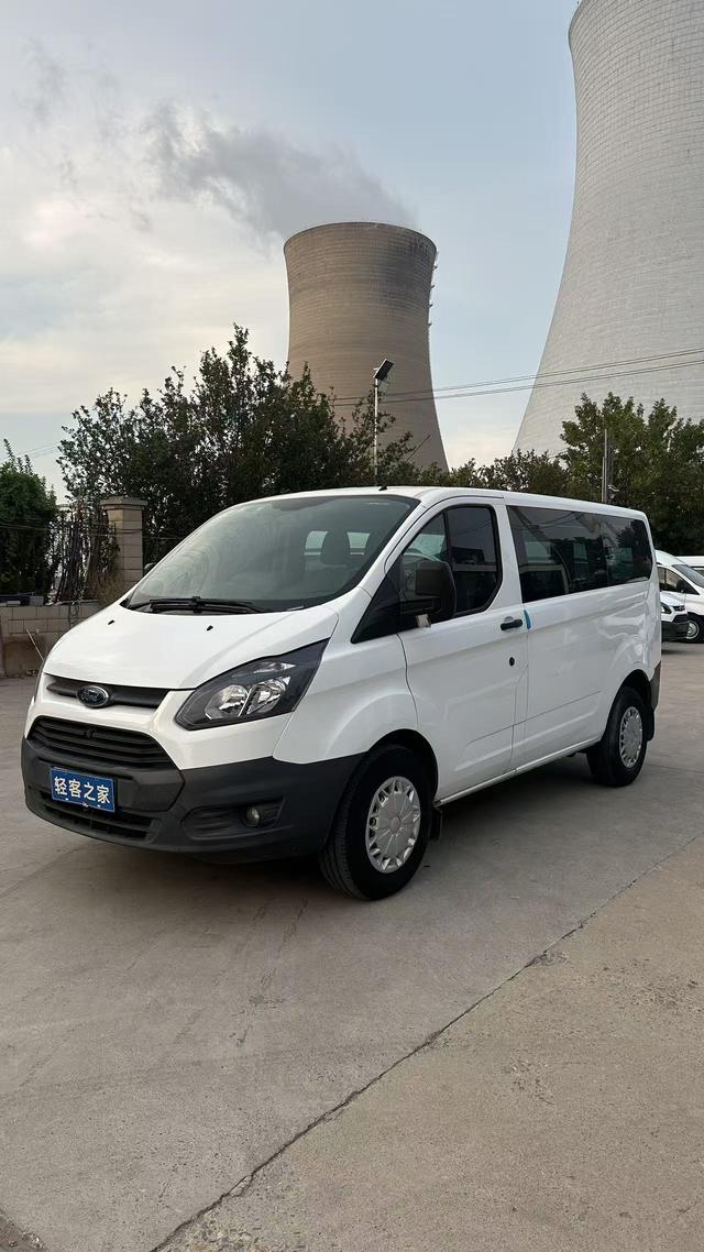Transit 2019 2.0T Diesel Utility Commercial Vehicle Short Axle Low Roof 6 Seat National V