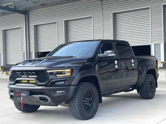 Rampage 2022 6.2T automatic four-wheel drive 5-seater parallel import
